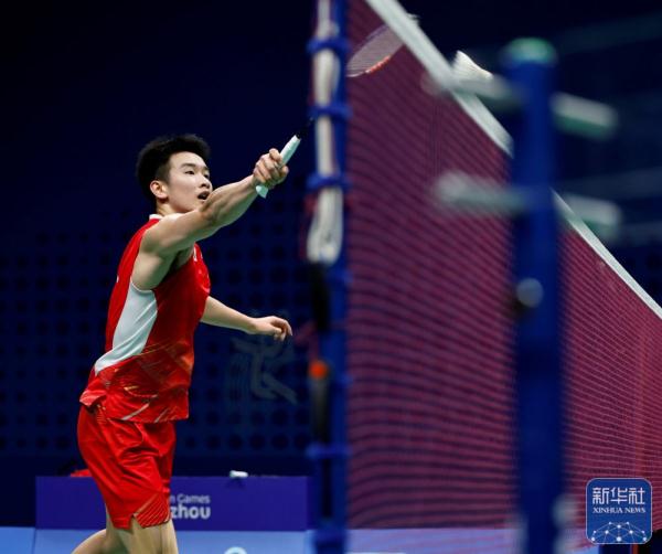 进攻的第一 进攻的第一